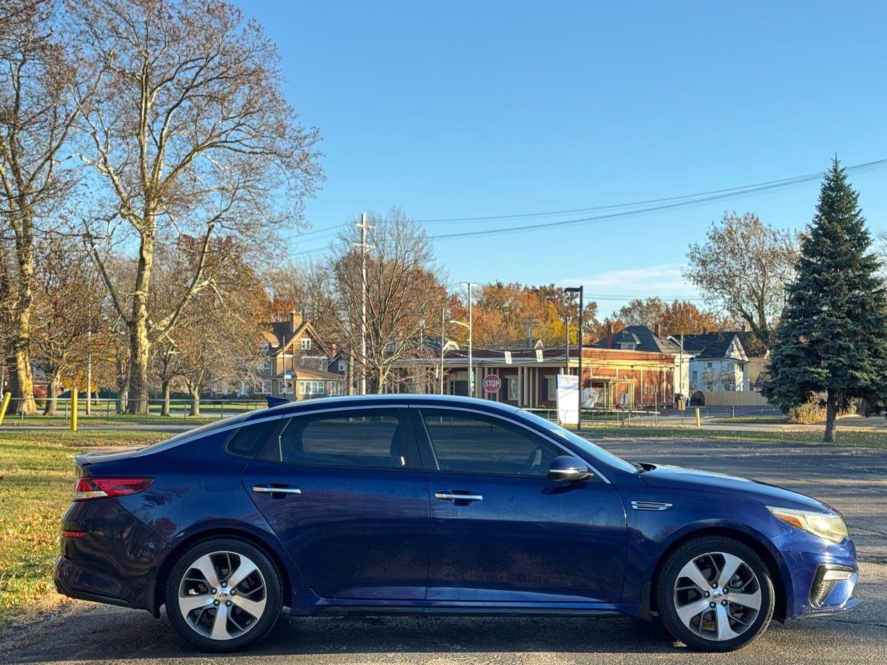 Used 2020 Kia Optima S FWD image 9