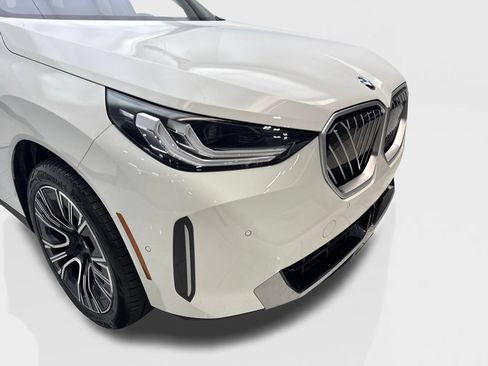 Used 2025 BMW X3 xDrive30i AWD/4WD image 17