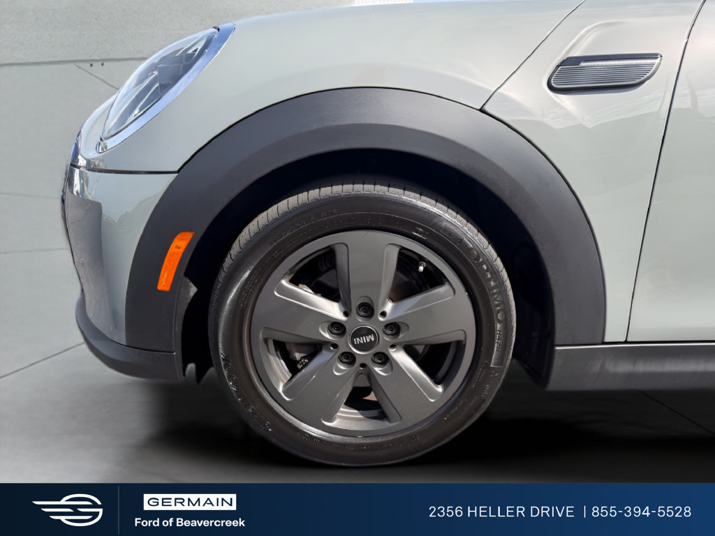 Used 2023 MINI Cooper 2-Door Hardtop FWD image 28