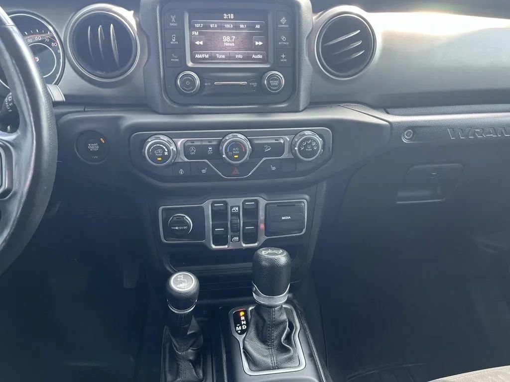 Used 2018 Jeep Wrangler Unlimited Sport S AWD/4WD image 19