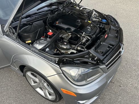 Used 2014 Mercedes-Benz C 250 Sedan image 24