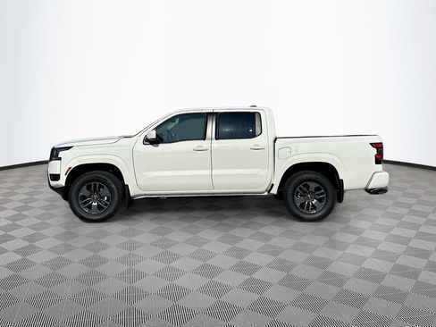 Certified 2025 Nissan Frontier SV AWD/4WD image 7