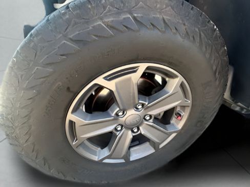 Used 2017 Jeep Wrangler Unlimited Rubicon AWD/4WD image 30