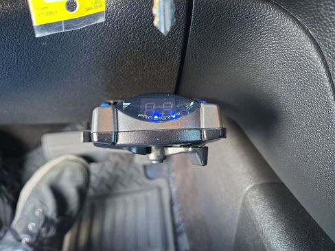 Used 2011 Chevrolet Silverado 1500 LTZ w/ Max Trailering Pack image 31