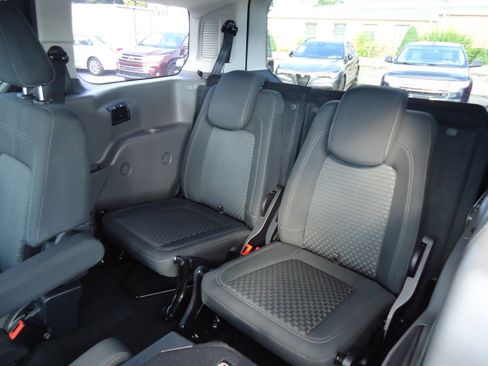 Used 2021 Ford Transit Connect XLT FWD image 26