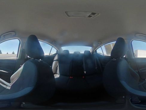 Used 2025 Nissan Versa SV FWD image 39