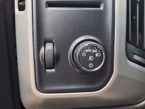 Used 2014 GMC Sierra 1500 SLE w/ Texas SLE Value Package image 10