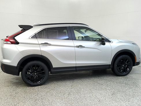 Used 2025 Mitsubishi Eclipse Cross AWD image 6