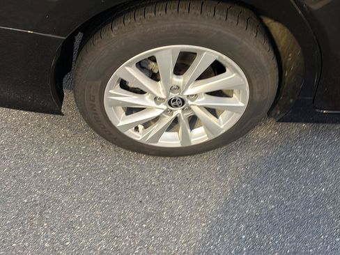 Certified 2022 Toyota Camry LE FWD image 37