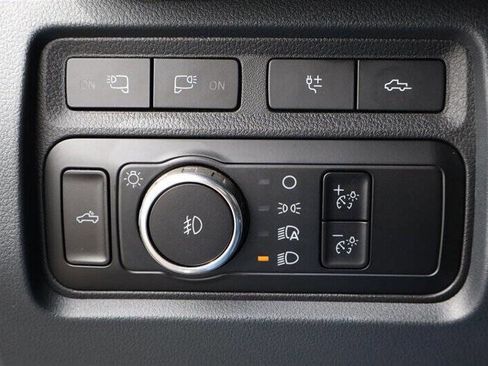 Used 2023 Ford F350 Platinum image 23