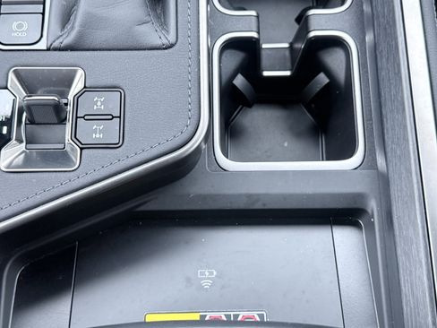 Used 2025 Lexus GX 550 image 70