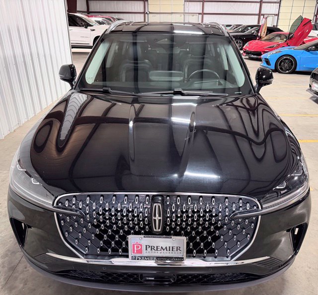 Used 2025 Lincoln Aviator Reserve w/ Illumination Package RWD image 10