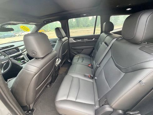 Used 2023 Cadillac XT6 Premium Luxury FWD image 19