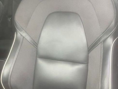 Used 2024 Volvo S60 B5 Plus w/ Climate Package image 2