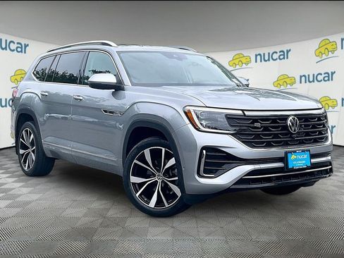 Used 2024 Volkswagen Atlas SEL Premium R-Line AWD/4WD image 1