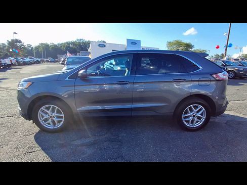 Used 2024 Ford Edge SEL w/ Convenience Package AWD/4WD image 5