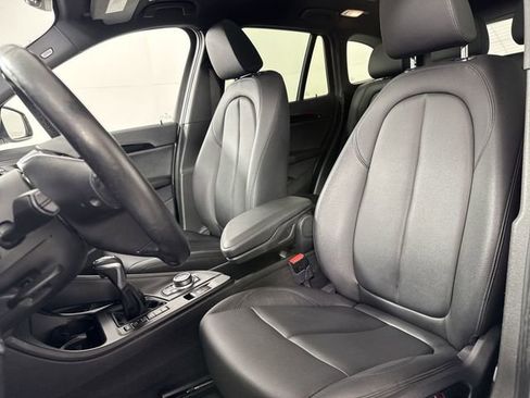 Used 2019 BMW X1 xDrive28i w/ Convenience Package AWD/4WD image 19