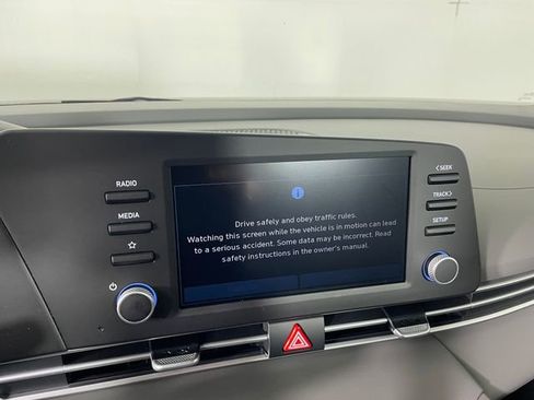 New 2026 Hyundai Elantra Sport FWD image 5