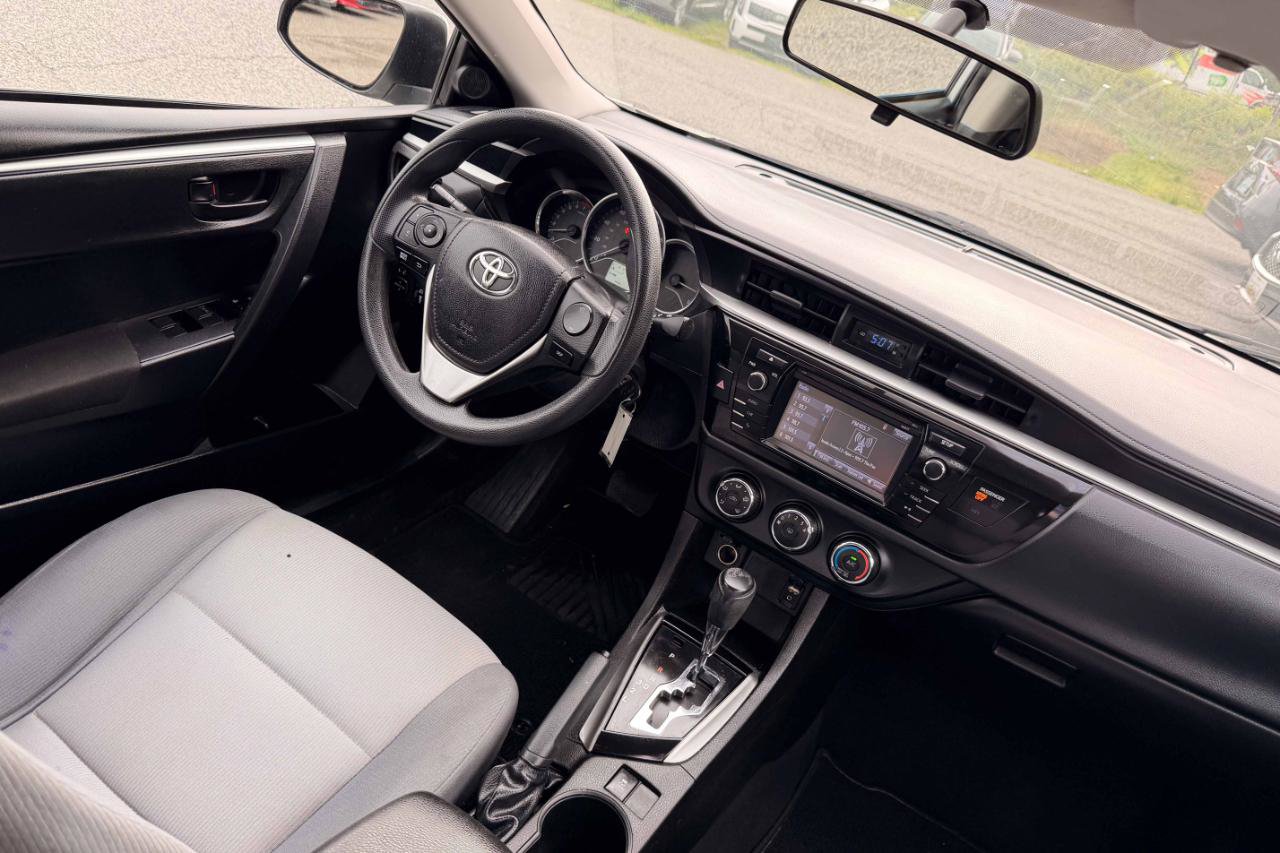 Used 2016 Toyota Corolla L FWD image 14
