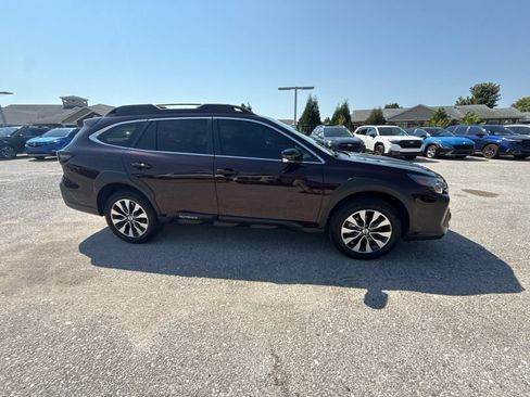 Certified 2025 Subaru Outback Limited AWD/4WD image 13