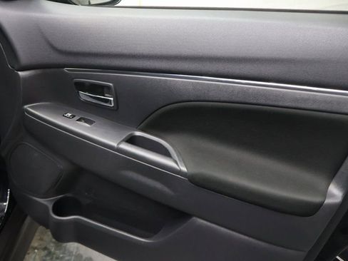 Used 2024 Mitsubishi Outlander Sport AWD image 11