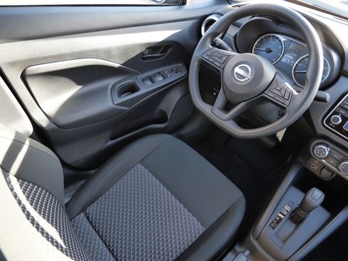 Used 2024 Nissan Versa S w/ Trunk Package image 9