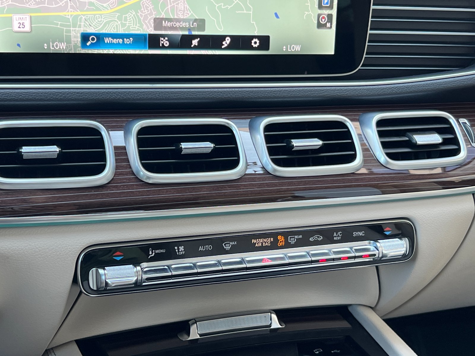 Certified 2021 Mercedes-Benz GLE 450 4MATIC image 20