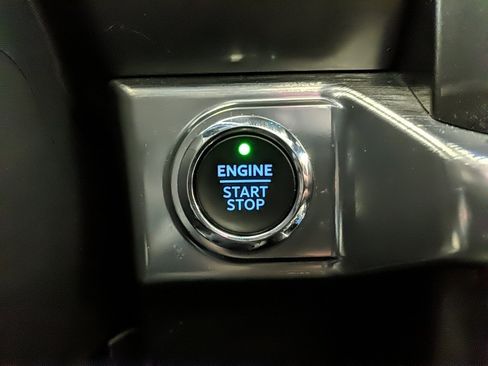 Used 2021 Ford F150 Lariat image 27