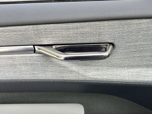 New 2026 Volvo EX30 Ultra w/ Climate Package image 11