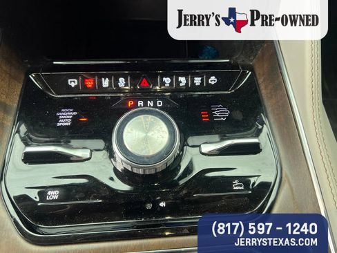 Used 2022 Jeep Grand Wagoneer Series I AWD/4WD image 13