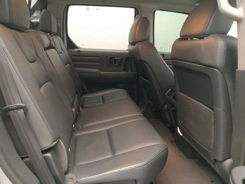 Used 2014 Honda Ridgeline SE image 19