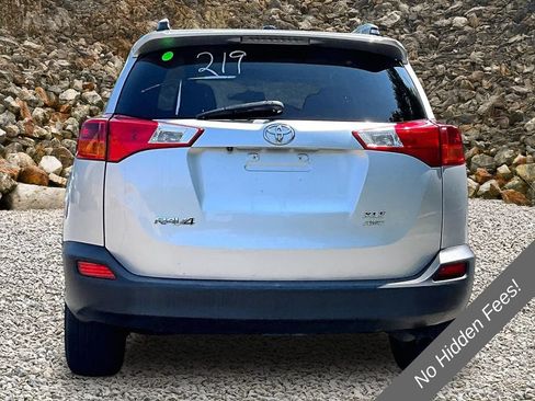 Used 2014 Toyota RAV4 XLE AWD/4WD image 4