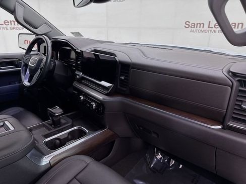 Used 2022 GMC Sierra 1500 SLT w/ SLT Premium Plus Package image 32