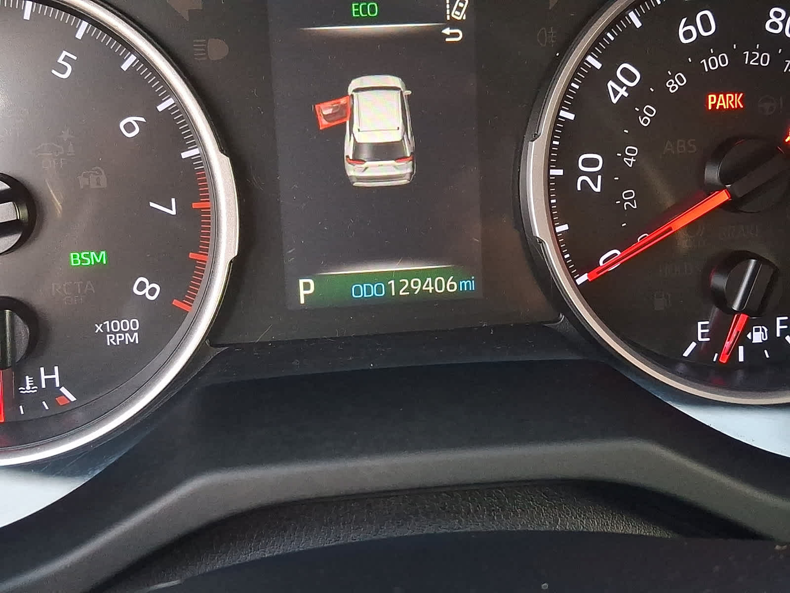 Used 2019 Toyota RAV4 XLE w/ Convenience Package FWD image 23