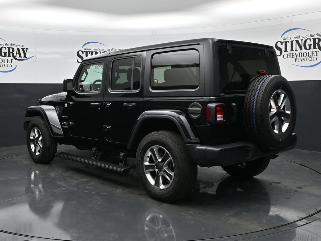 Used 2021 Jeep Wrangler Unlimited Sahara AWD/4WD image 6