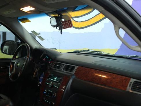 Used 2012 Chevrolet Tahoe LT AWD/4WD image 12