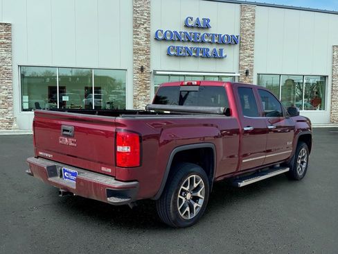 Used 2015 GMC Sierra 1500 SLE w/ All-Terrain Package AWD/4WD image 4