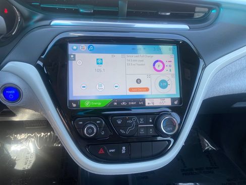 Used 2020 Chevrolet Bolt LT FWD image 17