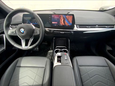 Used 2025 BMW X1 xDrive28i w/ Convenience Package image 11