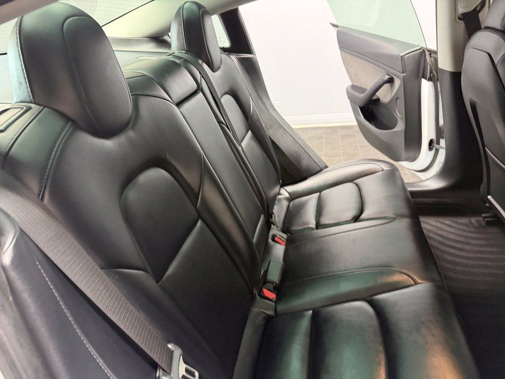 Used 2022 Tesla Model 3 RWD image 42