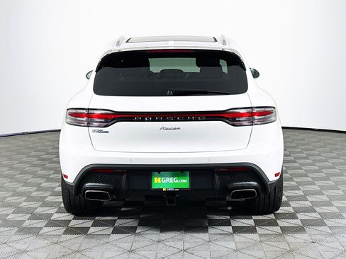 Used 2023 Porsche Macan AWD/4WD image 7