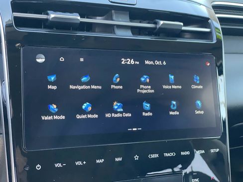 Certified 2024 Hyundai Tucson Limited image 11