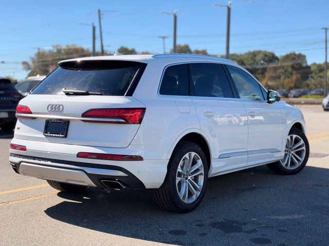 Used 2025 Audi Q7 3.0T Premium Plus AWD/4WD image 7