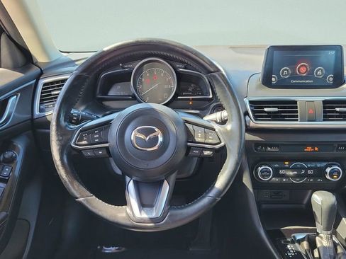 Used 2018 MAZDA MAZDA3 Grand Touring w/ Premium Equipment Package FWD image 11