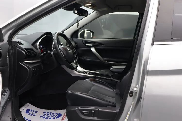Used 2024 Mitsubishi Eclipse Cross SE AWD/4WD image 14