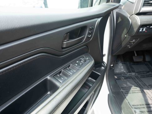 Used 2024 Honda Odyssey Sport image 7