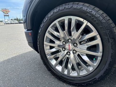 Used 2022 GMC Sierra 1500 Denali w/ Denali Reserve Package AWD/4WD image 26