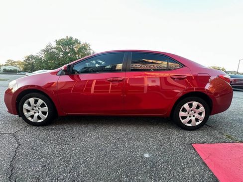Used 2016 Toyota Corolla LE image 6