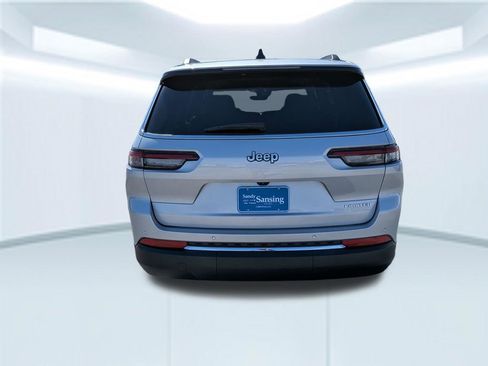 New 2025 Jeep Grand Cherokee L Limited RWD image 6