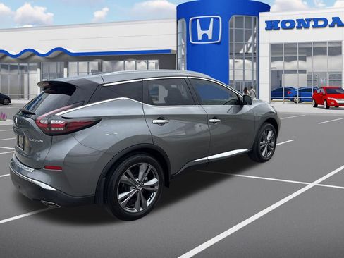 Used 2021 Nissan Murano Platinum w/ Cargo Package FWD image 9